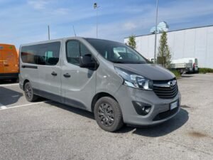 OPEL VIVARO 6 POSTI AUTOCARRO (1)